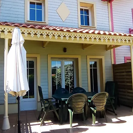 Golf Sauvignon 13 Nyaraló