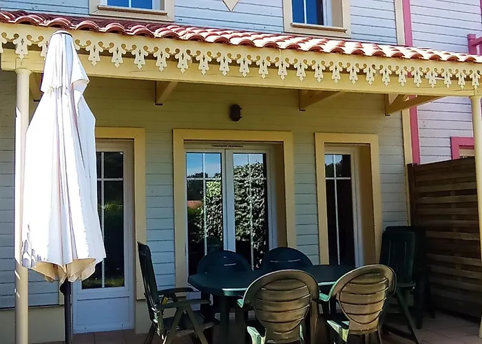 Golf Sauvignon 13 Nyaraló